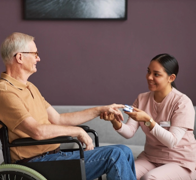 BAC PRO - Soins et services à la personne (ASSP)